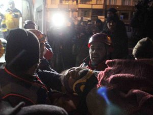 Enkazdan 3 Gün Sonra Sağ Olarak Kurtarıldı