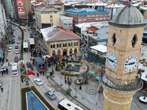 Çorum Halkı Depremzede Kardeşleri İçin Seferber Oldu