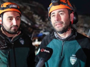 Hatay’da Enkaz Altından 72 Saat Sonra Bir Kız Çocuğu Sağ Olarak Çıkarıldı
