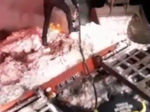 Afet Bölgesine Giden Türkeli İtfaiyesi, Tır Yangınını Büyümeden Söndürdü