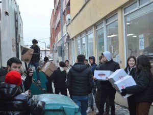 Tavşanlılı Gençlerden Yardım Seferberliği