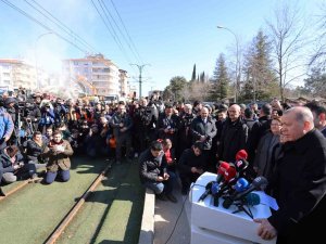 Cumhurbaşkanı Erdoğan: "14 Bin 14 Kişi Hayatını Kaybetti, 63 Bin 794 Vatandaşımız Yaralandı"