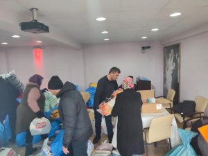 Karabiga Depremzedeler İçin Tek Yürek Oldu