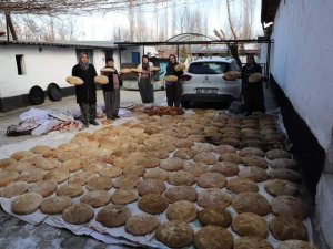 Uzun Süre Tok Tutan Afyon Ekmeği Deprem Bölgesine Gönderiliyor