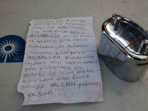 8 Yaşındaki Kardeşler Bisiklet Almak İçin Biriktirdikleri Parayı Depremzedelere Bağışladı