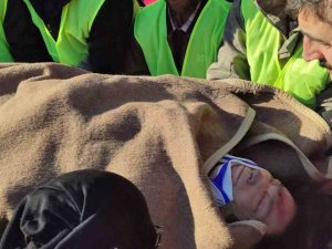 85 Saat Sonra Kurtarılan Kadın, İlk Olarak Torunlarını Sordu