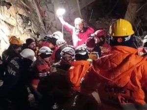 Kahramanmaraş’ta Bir Genç Daha Enkazdan Çıkartıldı