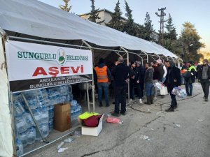 Sungurlu Belediyesi, Hatay’da 10 Bin Kişiye Sıcak Yemek Verecek Aşevi Kurdu