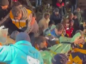 Malatya’da Dördüncü Günde Umutlar Yeniden Yeşerdi