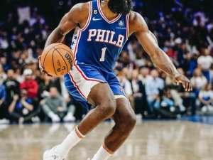 Nba Oyuncuları Da İmzalı Formalarını Satışa Çıkarıyor