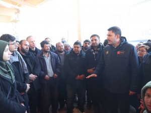 Çevre, Şehircilik Ve İ̇klim Değişikliği Bakanı Kurum: "Devlet-millet El Ele İnşallah Bu Afetin Altından Kalkacak"