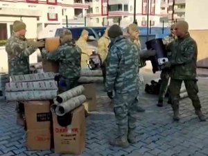 1. Zırhlı Tugayı Malatya’da Soba Dağıtımını Sürdürüyor