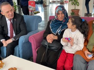 Depremzedeler Ardahan’da Üniversite Sosyal Tesislerine Yerleştirildi