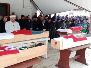 Bir Aile Yok Oldu, Tabutları Yan Yana Dizildi