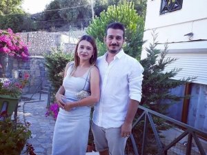 Genç Çift, Depremde Yaşamını Yitirdi