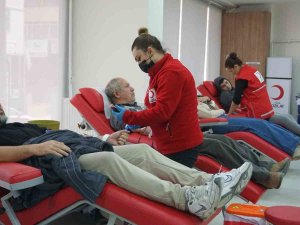 Edirne’de Kan Bağış Merkezi Hafta Sonu 11.00-18.00 Saatleri Arasında Açık Olacak