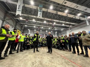 Mhp’nin Yardım Konvoyu Yola Çıktı