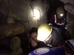 "Domuz Damı" Tahkimatı Bu Kez Madende Değil Enkazda Kuruldu
