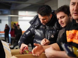 Leo Dubois, Yardım Kampanyasına Destek Verdi