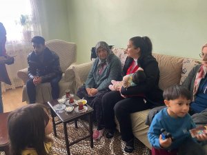 Ağrı’dan Deprem Bölgesine Giden Ekipler Hayat Kurtarmaya Devam Ediyor