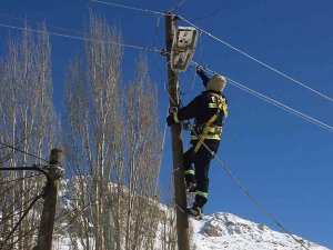 Trakyalı Ekipler Afet Bölgesinde Enerji İhtiyacı İçin Çalışıyor