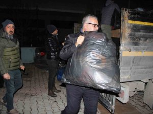 Ahlatcı Ve Ak Parti Teşkilatları Deprem Bölgesinde