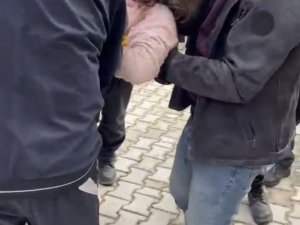 Enkazdan Sağ Çıkarılan Cemile’nin İlk Sözleri İle Boğazı Düğümlendi