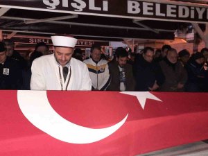 Hatay’da Depremde Vefat Eden Uzman Çavuş Cemalettin Öğ İ̇stanbul’da Son Yolculuğuna Uğurlandı