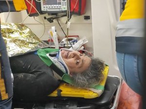 Depremden 111 Saat Sonra Kurtarıldı, Gülümseyerek İyi Olduğu Mesajını Verdi