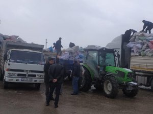 Mudurnu İlçesinden 6 Kamyon Odun Yardımı Gönderildi