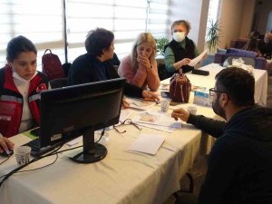 Depremzedeler Marmaris’te Otellerde Ağırlanıyor