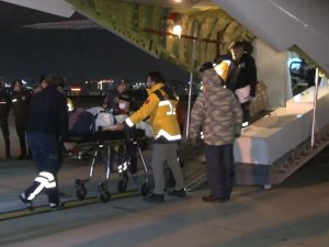 Adana’dan 4 Yaralı Askeri Ambulans Uçakla İ̇stanbul’a Getirildi