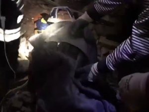 Madenciler ’Domuz Damı’ Yöntemiyle Bir Kişiyi Daha Kurtardı