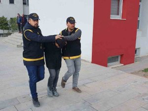 Depremde Hayatını Kaybeden Şahsı Soyan Zanlı Adana’da Yakalandı