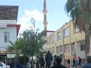 Adana’da Hasarlı Minare Kontrollü Yıkıldı