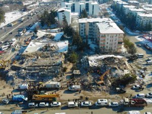 Malatya’da Depremin Altıncı Gününde Arama Kurtarma Çalışmaları Havadan Görüntülendi