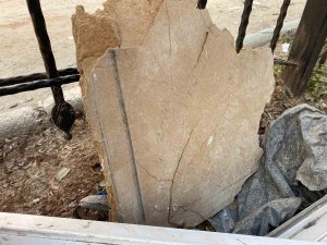 Kahramanmaraş’ta Enkazda “Ben Ölürsem Kalanlar Okusun” Yazılı Tahta Parçası Bulundu