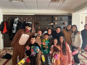 Üniversite Öğrencileri, Depremden Etkilenen Çocukları Yalnız Bırakmadı