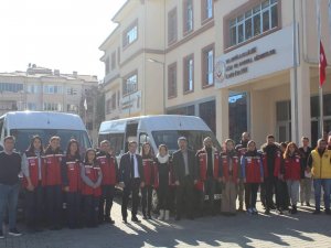Muğla’dan Kırmızı Yelekliler Depremzede Vatandaşlar İçin Yola Çıktı