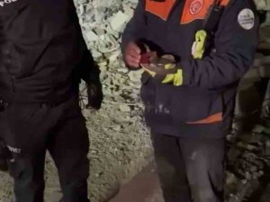 Batmanlı İtfaiye Şoföründen Örnek Davranış