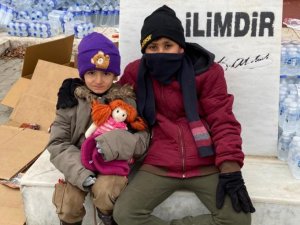 İ̇l Milli Eğitim Müdürlüğünün Gönderdiği Yardım Tırı Bölgeye Ulaştı