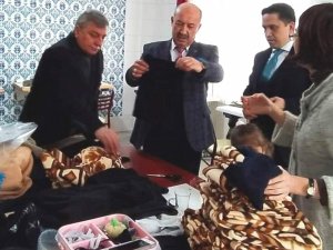 Müdür Başyiğit, Altıntaş Hem’de Deprem Bölgesi İçin Hazırlanan Ürünleri İnceledi