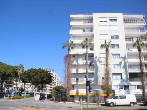 Deniz Baykal’ın Antalya’daki Evinde Sessizlik