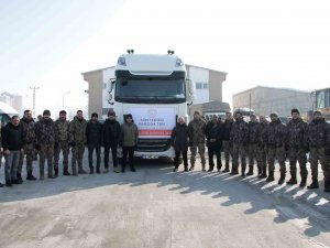 Ağrı’dan Afet Bölgesine Odun Ve Soba Desteği