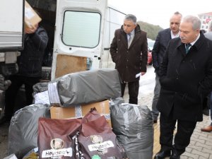 İ̇lkadımlı Kursiyerler Depremzedeler İçin Diktiler