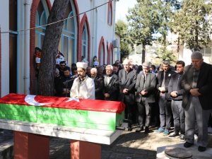 Depremde Hayatını Kaybeden Marmarisli Tur Rehberi Dal Toprağa Verildi