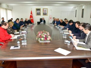 Vali Tutulmaz Başkanlığında Deprem Bölgesindeki İhtiyaçları Görüştüler
