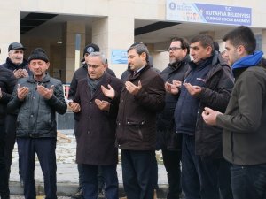Kütahya Belediyesi’nden Türkoğlu İlçesine Yardım Tırı