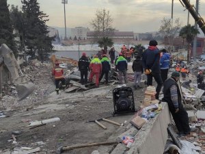 Erciyes A.ş. Tecrübeli Ve Teknik Ekibi İle Deprem Bölgesinde