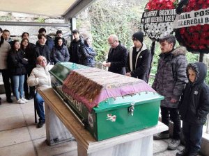 Ereğlili Burcu Öğretmen Gözyaşları Arasında Toprağa Verildi